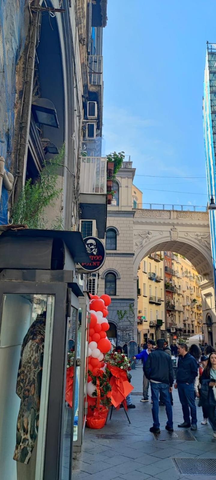 La Chicca Appartamento Intero Nei Quartieri Spagnoli Naples Exterior photo